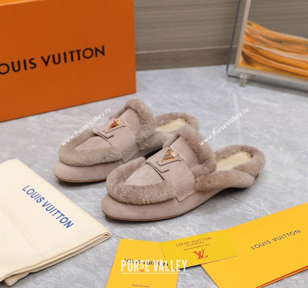 Louis Vuitton LV Capri Open Back Loafers/Flat Mules in Suede and Wool Nude 2024 (MD-240905092)