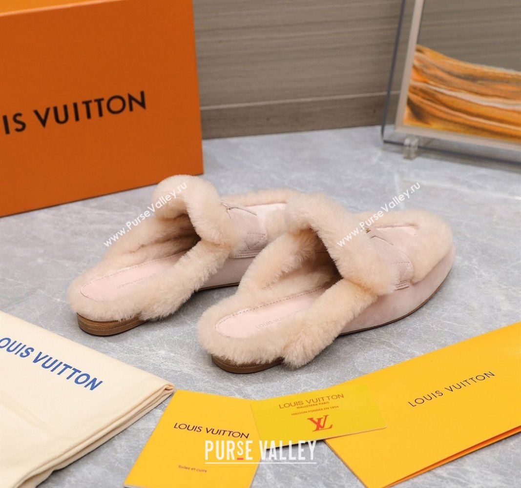 Louis Vuitton LV Capri Open Back Loafers/Flat Mules in Suede and Wool Light Pink 2024 (MD-240905093)