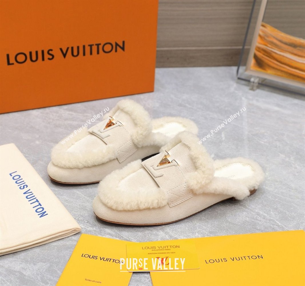 Louis Vuitton LV Capri Open Back Loafers/Flat Mules in Suede and Wool White 2024 (MD-240905095)