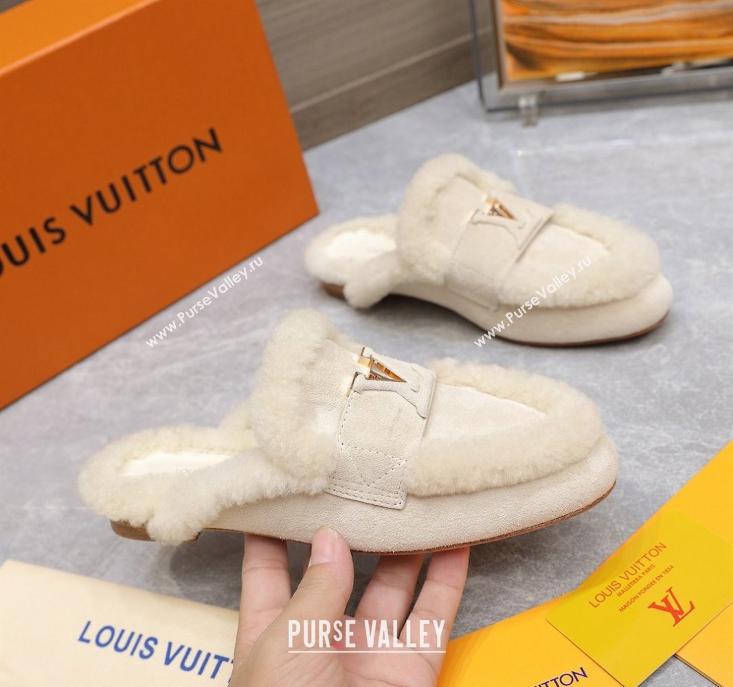 Louis Vuitton LV Capri Open Back Loafers/Flat Mules in Suede and Wool White 2024 (MD-240905095)