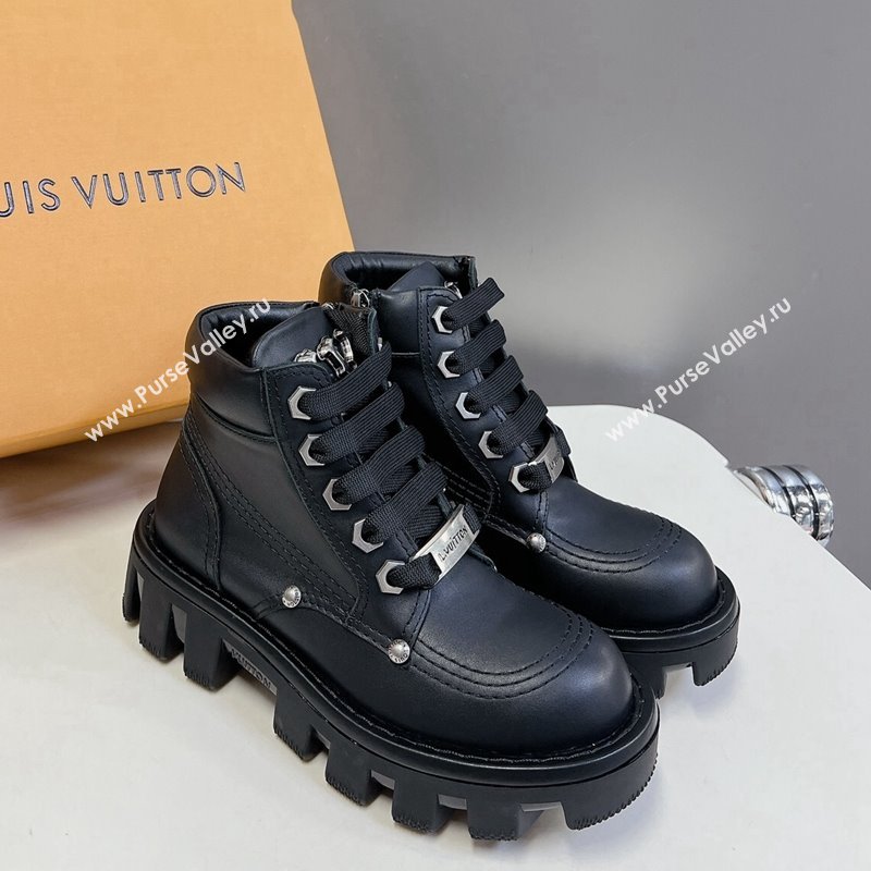 Louis Vuitton LV Checker Lace-up Ankle Boots 5cm in Calf Leather Black 2024 (MD-240905107)