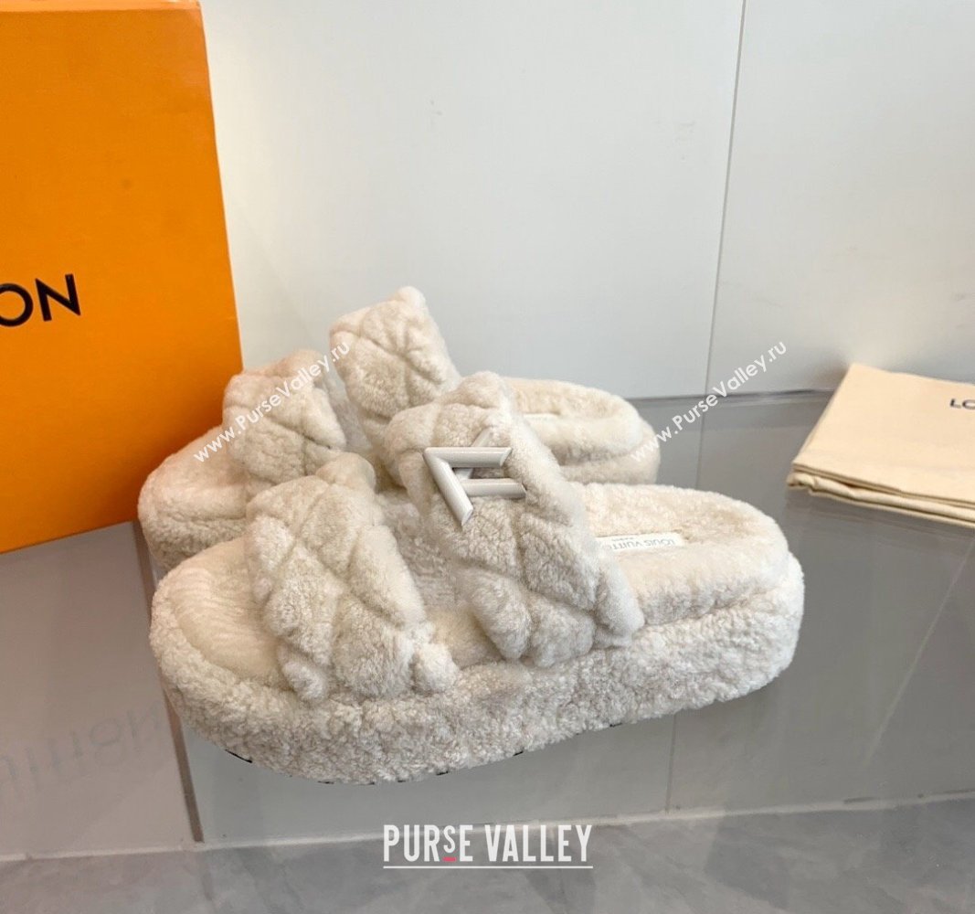 Louis Vuitton LV Sunset Platform Comfort Slides Sandal 5cm in Wool White 2024 0905 (MD-240905117)