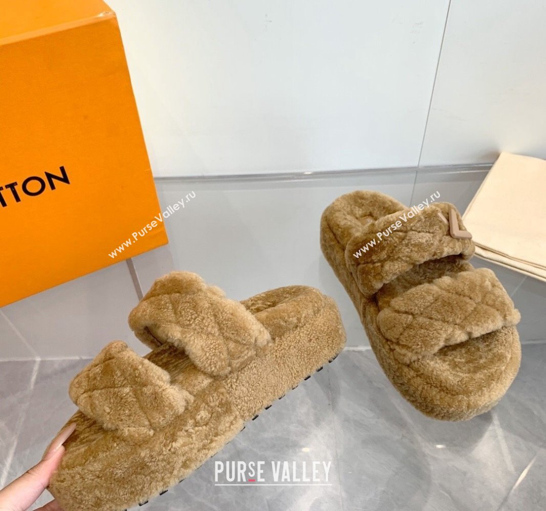 Louis Vuitton LV Sunset Platform Comfort Slides Sandal 5cm in Wool Light Brown 2024 0905 (MD-240905118)