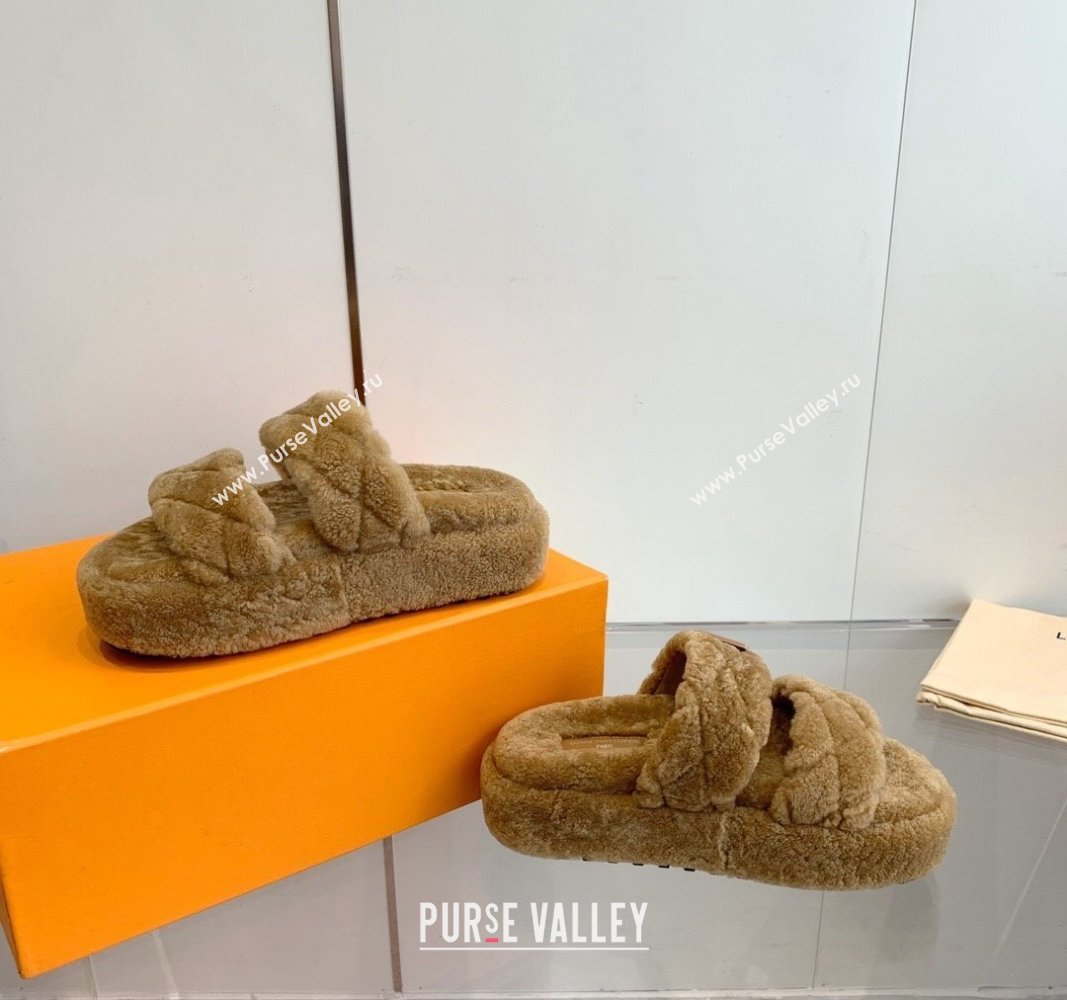 Louis Vuitton LV Sunset Platform Comfort Slides Sandal 5cm in Wool Light Brown 2024 0905 (MD-240905118)