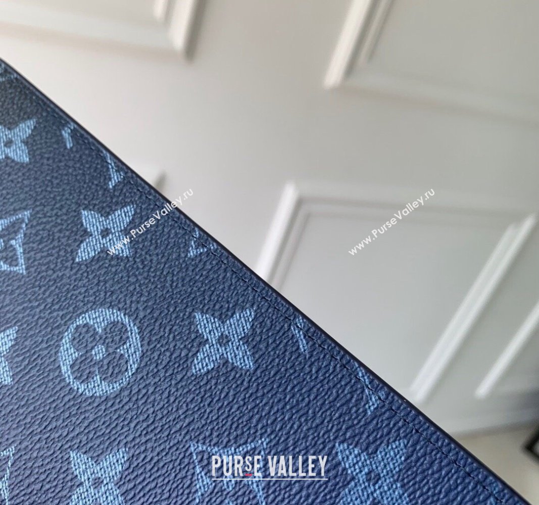 Louis Vuitton Brazza Wallet in Navy Blue Monogram Gradient Canvas M11546 2024 (KI-240925105)