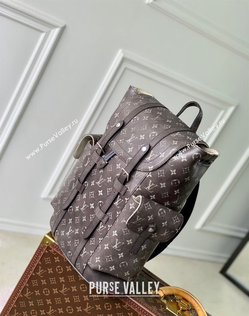 Louis Vuitton Mens Christopher MM Backpack Bag in Brushed Monogram Leather M11521 2024 (KI-240926033)