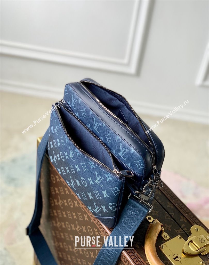 Louis Vuitton Mens Trio Messenger Bag in Navy Blue Monogram Gradient Canvas M11592 2024 (KI-240925086)