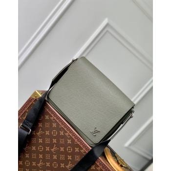 Louis Vuitton District PM Messenger Bag in Taiga Leather M30851 Khaki Green 2024 (KI-240926002)