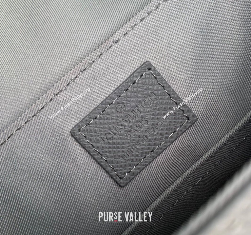 Louis Vuitton District PM Messenger Bag in Taiga Leather M30851 Glacier Grey 2024 (KI-240926003)