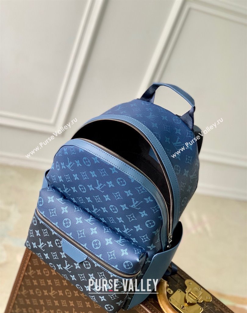 Louis Vuitton Discovery Backpack PM Bag in Navy Blue Monogram Gradient Canvas M11590 2024 (KI-240925089)