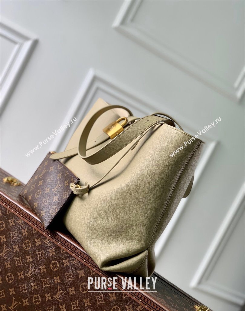 Louis Vuitton Low Key Cabas MM Tote bag in Grained Calfskin M25343 Clay Green 2024 (KI-240926030)