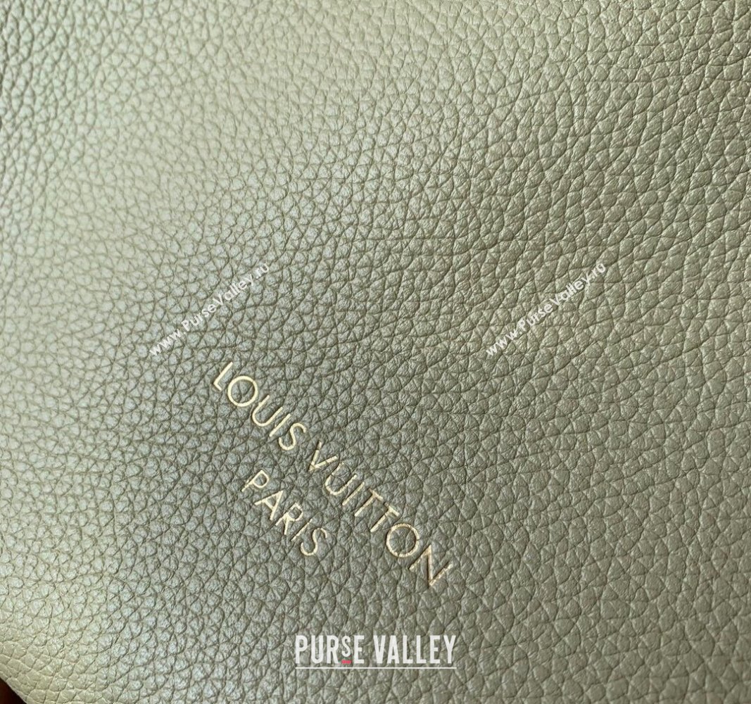 Louis Vuitton Low Key Cabas MM Tote bag in Grained Calfskin M25343 Clay Green 2024 (KI-240926030)