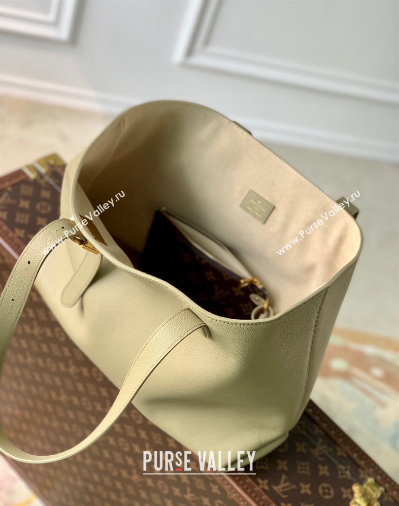 Louis Vuitton Low Key Cabas MM Tote bag in Grained Calfskin M25343 Clay Green 2024 (KI-240926030)