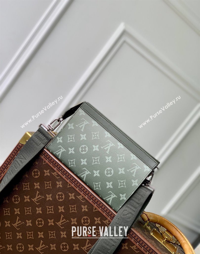 Louis Vuitton Mens Gaston Wearable Wallet Mini bag in Khaki Green Monogram Gradient Canvas M81124 2024 (KI-240925095)