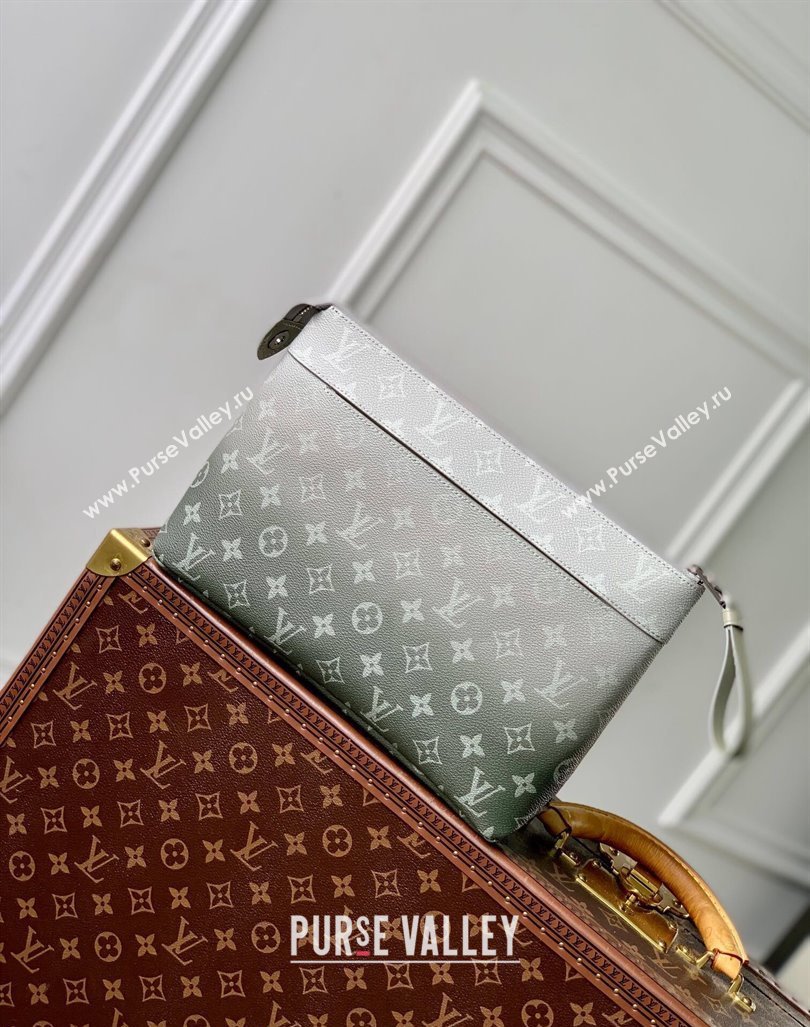 Louis Vuitton Pochette Voyage Souple Pouch in Khaki Green Monogram Gradient Canvas M11545 2024 (KI-240925099)