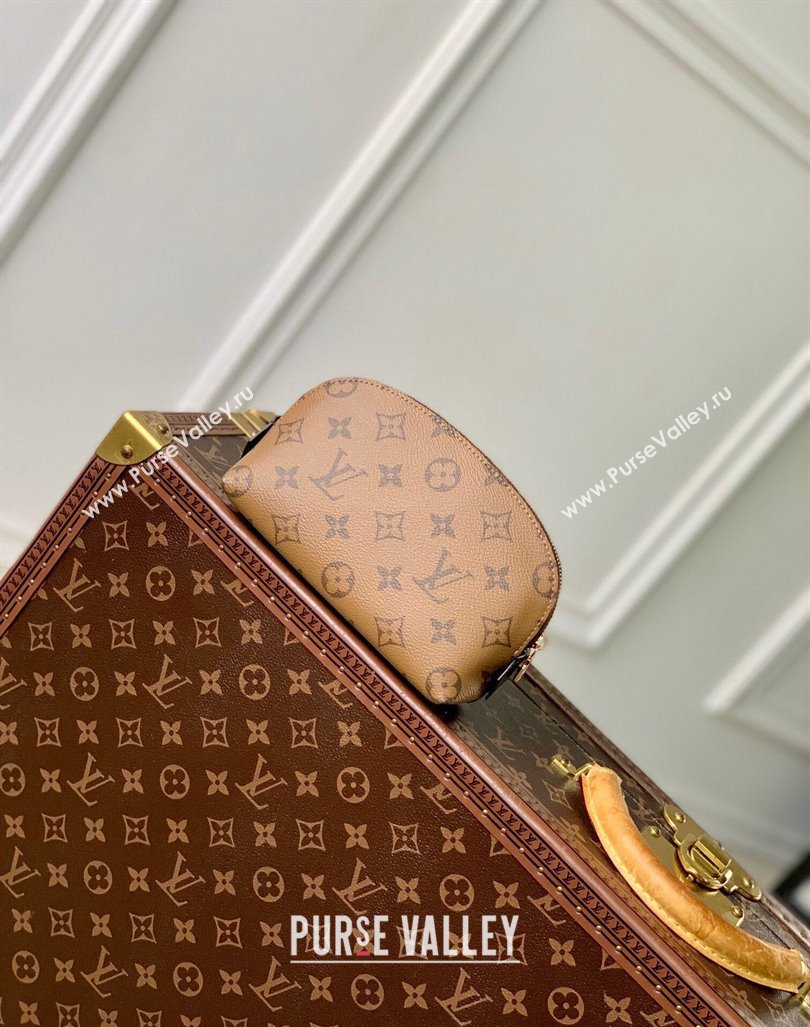 Louis Vuitton Pochette Cosmetique PM Clutch in Monogram Canvas M11249 2024 (KI-240925057)