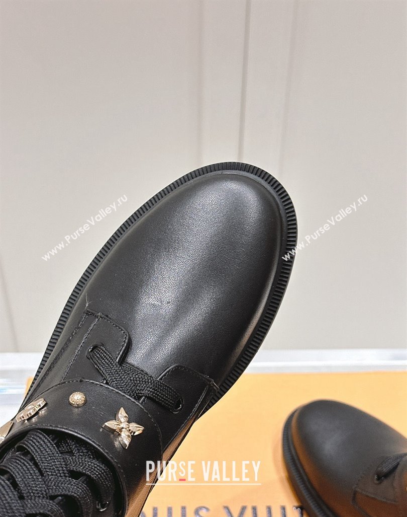 Louis Vuitton Citizen Flat Ranger Ankle Boots with Logo Strap in Black Calf Leather 2024 1ADAZT (MD-241015043)