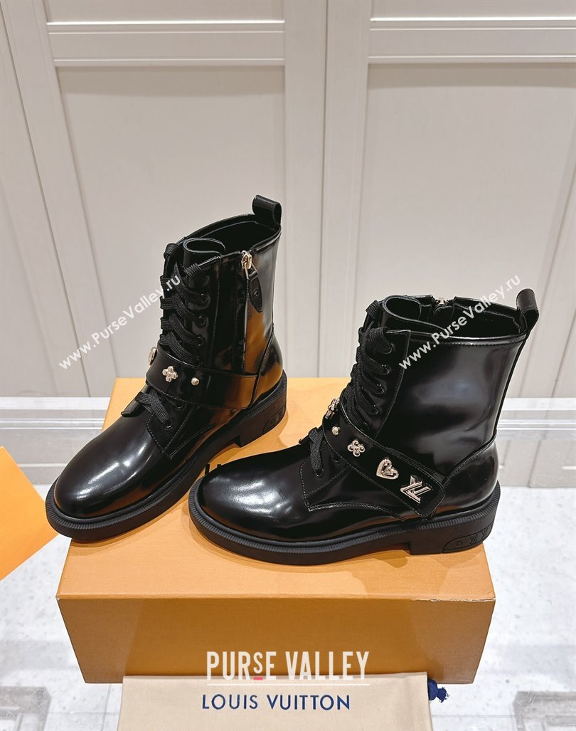 Louis Vuitton Citizen Flat Ranger Ankle Boots with Logo Strap in Black Glazed Leather 2024 1ADAZT (MD-241015045)