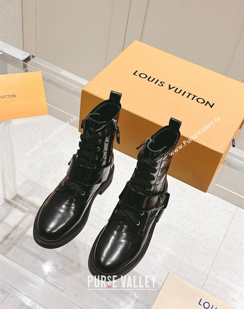 Louis Vuitton Citizen Flat Ranger Ankle Boots with LV Strap in Black Shiny Leather 2024 1ADAYH (MD-241015047)