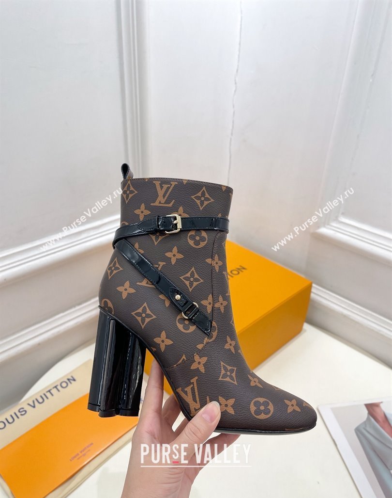 Louis Vuitton Silhouette Ankle Boots 10cm with Buckle Strap in Monogram Canvas 2024 1ACJU0 (MD-241015059)