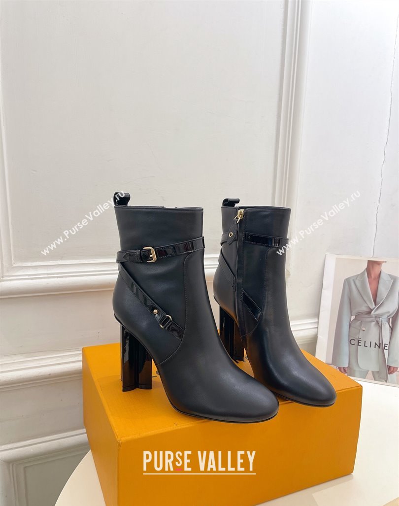 Louis Vuitton Silhouette Ankle Boots 10cm with Buckle Strap in Black Calf Leather 2024 1ACJU0 (MD-241015060)