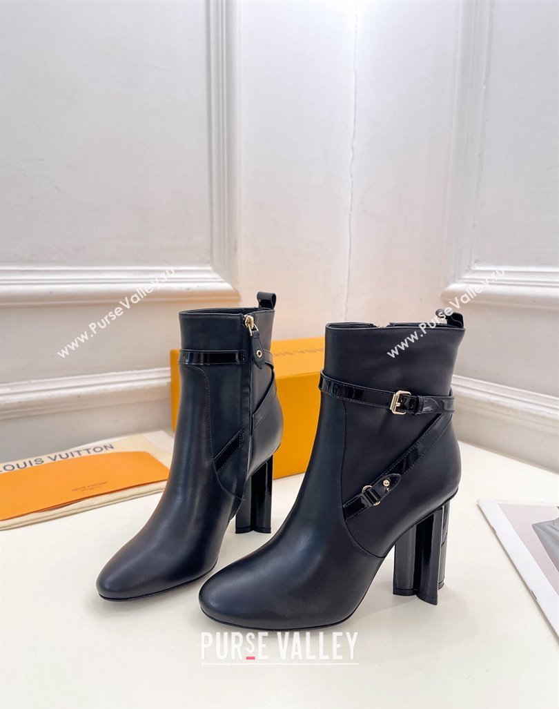 Louis Vuitton Silhouette Ankle Boots 10cm with Buckle Strap in Black Calf Leather 2024 1ACJU0 (MD-241015060)