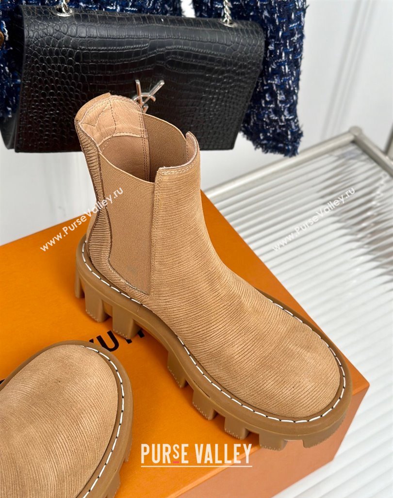 Louis Vuitton LV Checker Ankle Chelsea Boots in Beige Epi Suede 2024 1AD9SQ (MD-241014119)