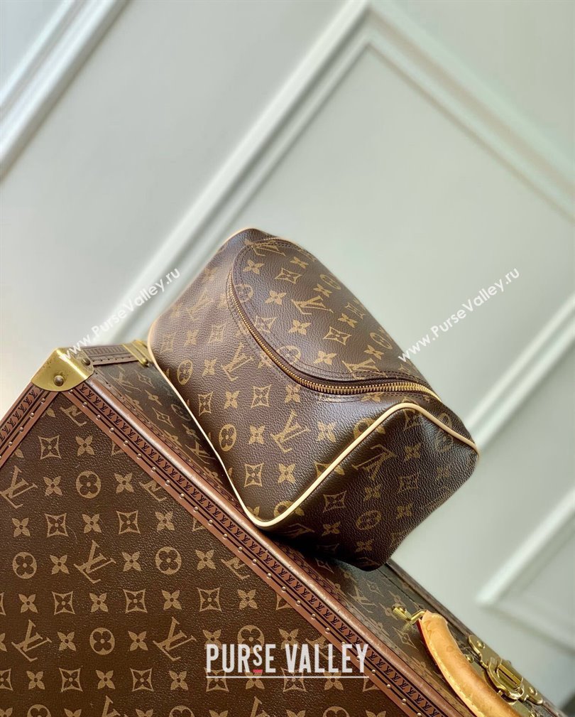 Louis Vuitton Toiletry Bag in Brown Monogram Canvas 2024 M11510 (KI-241104073)