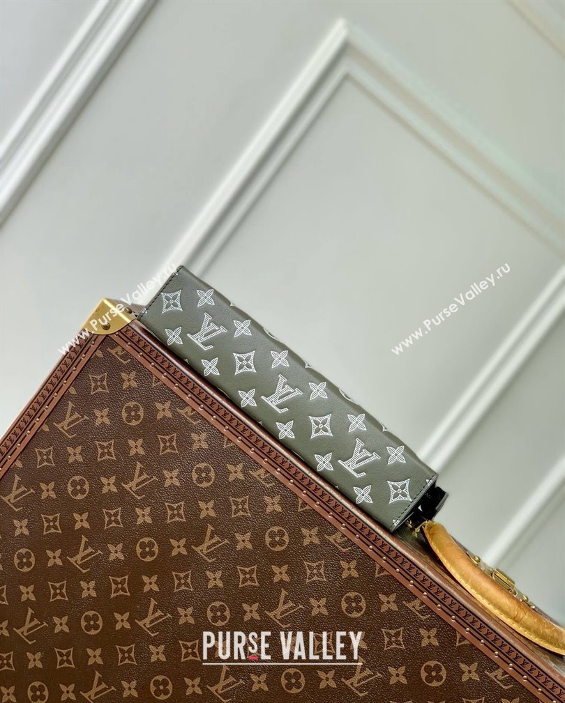 Louis Vuitton Pochette Voyage MM Pouch in Monogram Shadow Leather Green/White 2024 M61692 (KI-241104089)