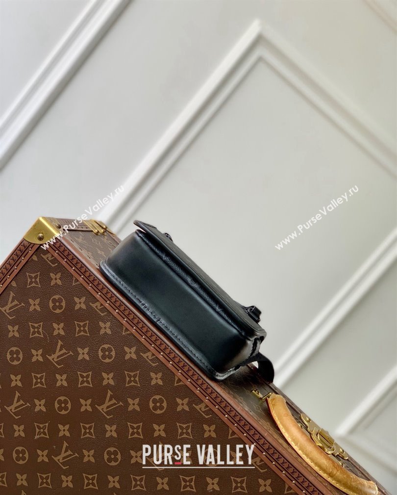 Louis Vuitton Mens Bosphore Wearable Wallet Mini Bag in Black Monogram Eclipse Canvas 2024 M12599 (KI-241105030)