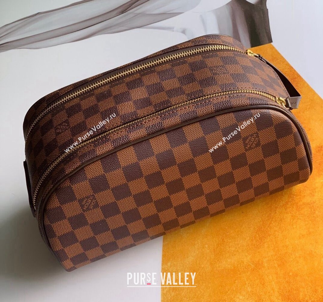 Louis Vuitton Dopp Kit Toiletry Bag in Damier Ebene Canvas 2024 M47527 (KI-241104081)