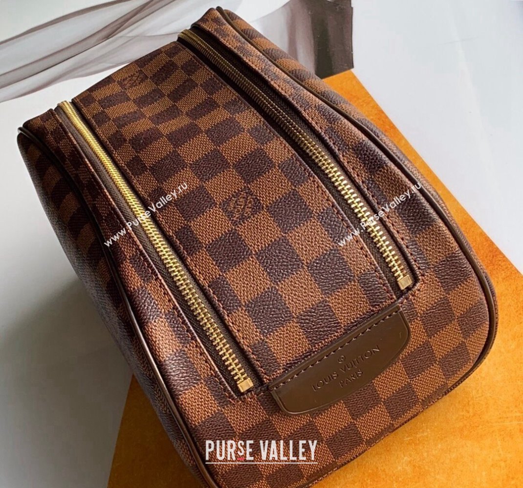 Louis Vuitton Dopp Kit Toiletry Bag in Damier Ebene Canvas 2024 M47527 (KI-241104081)