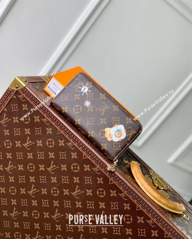 Louis Vuitton Zippy Wallet in Vivienne Print Monogram Canvas M12223 2024 Candy Factory Collection (KI-241105085)