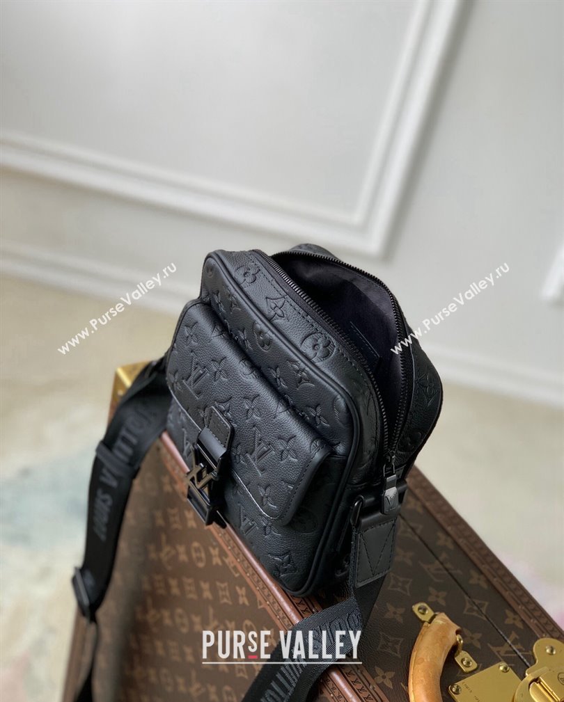 Louis Vuitton Mens Getaway Messenger Mini Bag in Black Monogram Shadow Leather 2024 M12516 (KI-241105033)