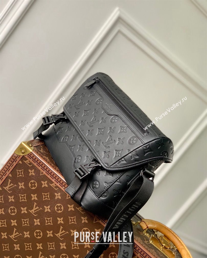 Louis Vuitton Mens Messenger Voyager PM Bag in Black Monogram Shadow Leather 2024 M25121 (KI-241105034)