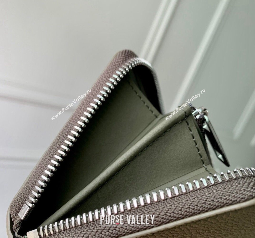 Louis Vuitton Zippy Wallet Horizontal in LV Aerogram Leather M80334 Green 2024 (KI-241105079)