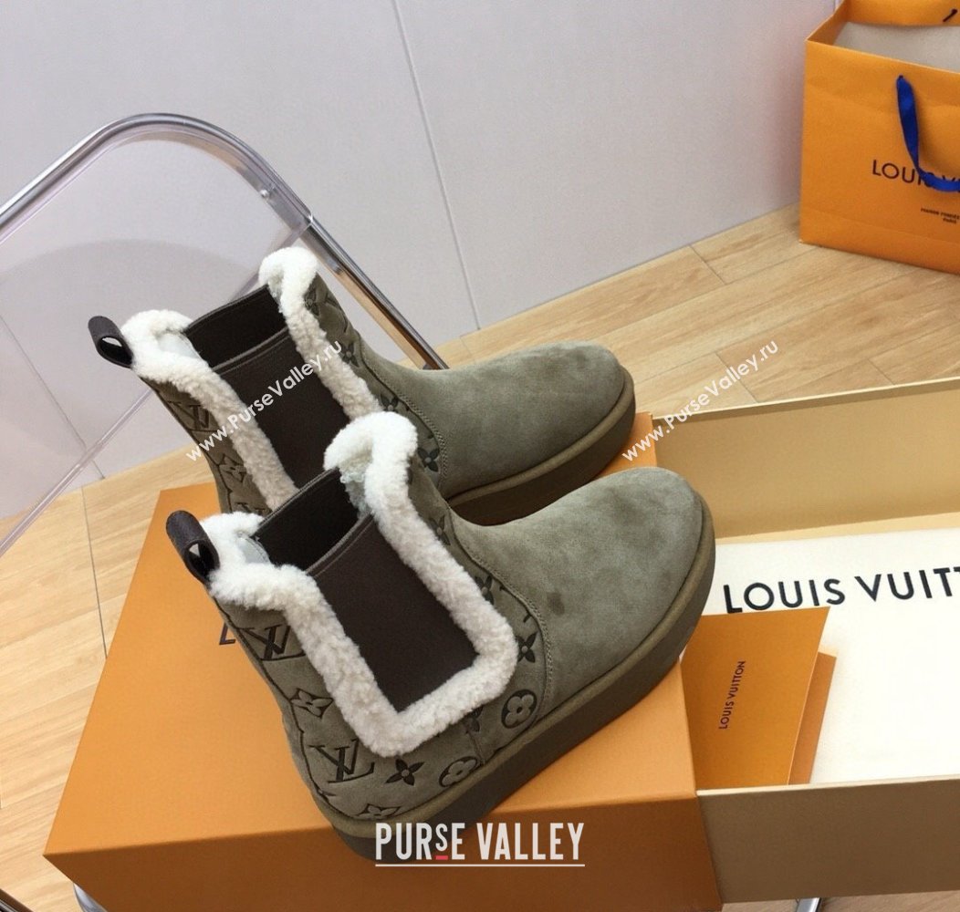 Louis Vuitton Aspen Chelsea Ankle Boots in Monogram Suede and Shearling Wool 1ADC7D Green 2024 (KER-241114073)