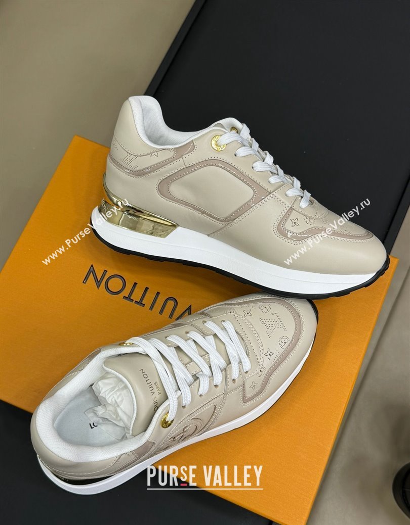 Louis Vuitton Neo Run Away Sneakers Beige 2024 1AD2O3 (SS-241114072)