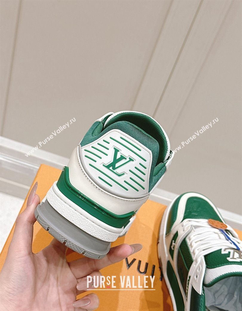 Louis Vuitton LV Trainer Sneakers in Grained Leather Green 2024 LV111404 (KL-241114063)