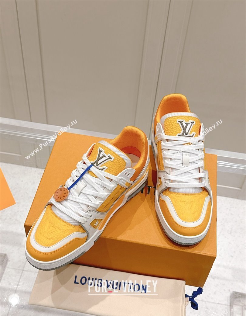 Louis Vuitton LV Trainer Sneakers in Grained Leather Yellow 2024 LV111404 (KL-241114064)