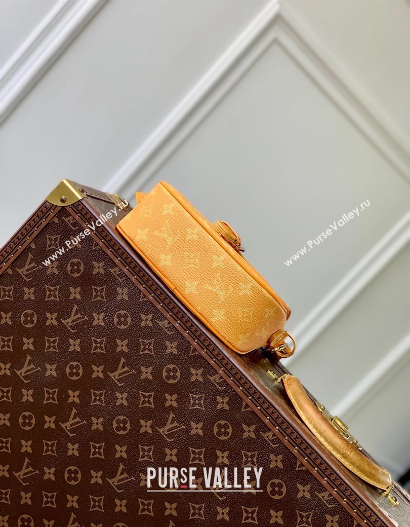 Louis Vuitton Mens Montsouris Messenger bag in Monogram Heritage Canvas M12694 Yellow 2024 (KI-241209080)