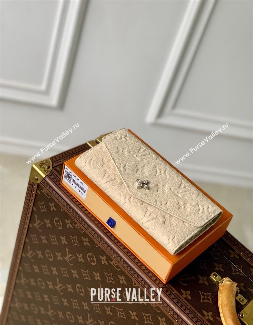 Louis Vuitton Sarah Wallet in Cream Beige Supple Grained Leather M12172 2024 LV Ski Collection (KI-241210006)