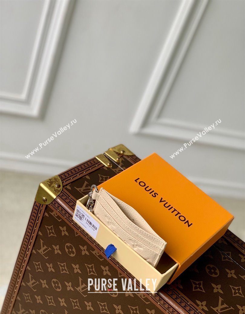 Louis Vuitton LV Charms Card Holder Wallet in Cream Beige Supple Grained Leather M12179 2024 LV Ski Collection (KI-241210021)