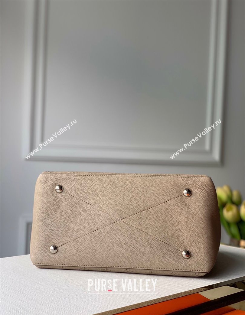 Louis Vuitton Beaubourg Hobo MM Bag in Mahina Perforated Calfskin M56084 Beige 2025 (KI-250121024)