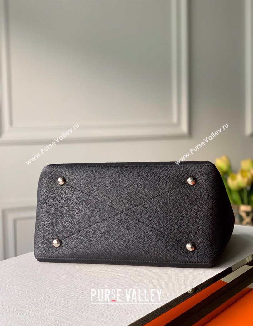 Louis Vuitton Beaubourg Hobo MM Bag in Mahina Perforated Calfskin M56073 Black 2025 (KI-250121026)