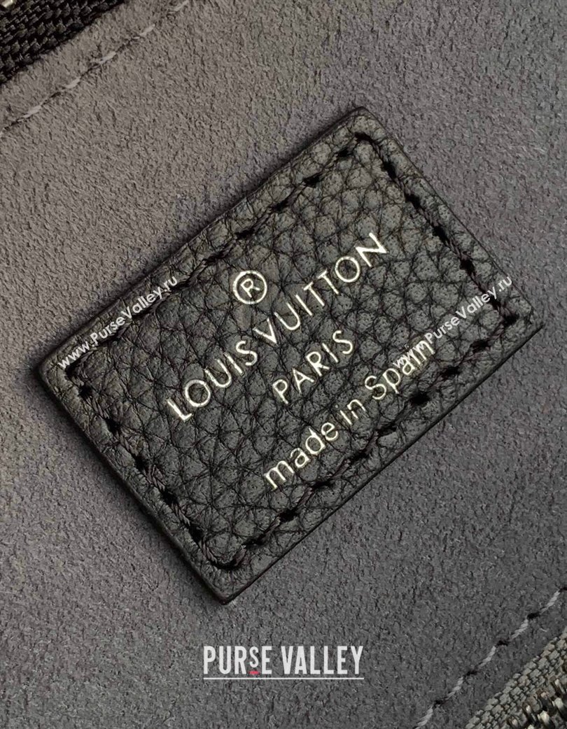 Louis Vuitton Beaubourg Hobo MM Bag in Mahina Perforated Calfskin M56073 Black 2025 (KI-250121026)