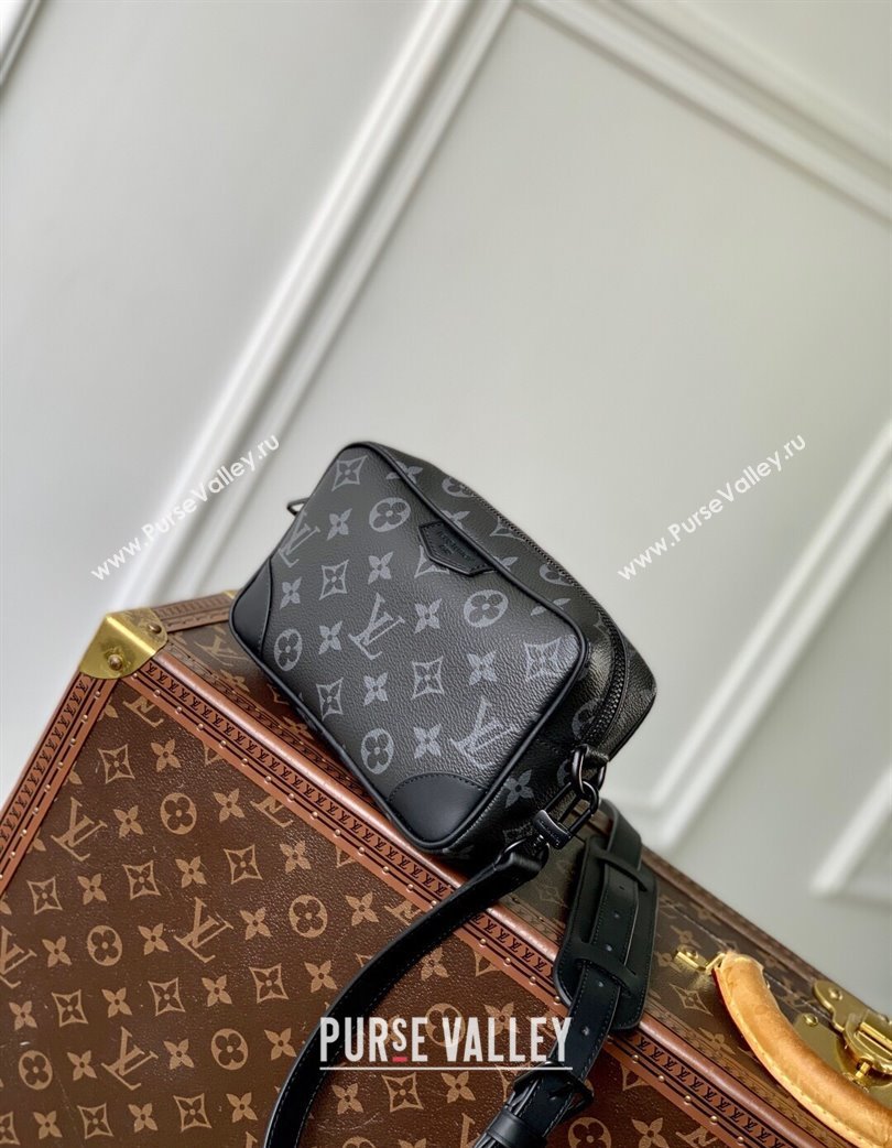 Louis Vuitton Mens Trocadero Wearable Wallet Mini Bag in Black Monogram Eclipse Canvas 2025 M14253 (KI-250120024)