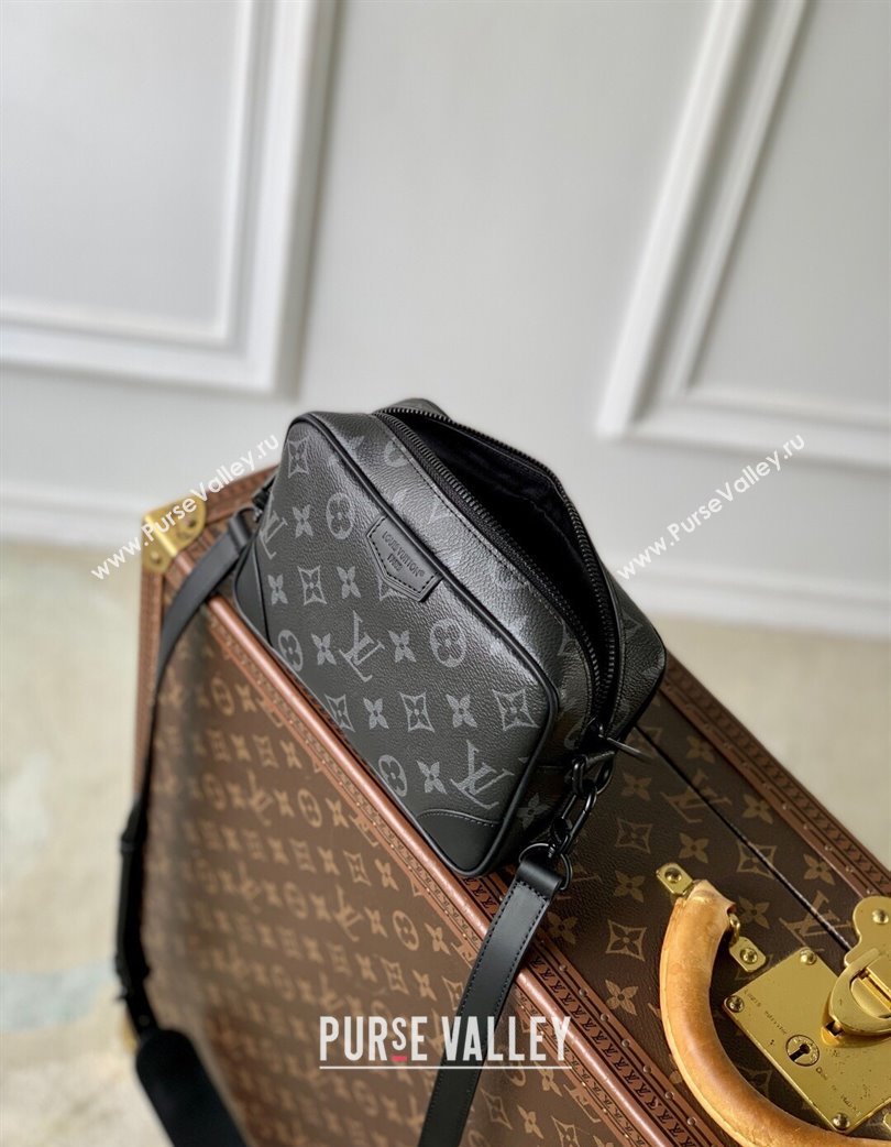 Louis Vuitton Mens Trocadero Wearable Wallet Mini Bag in Black Monogram Eclipse Canvas 2025 M14253 (KI-250120024)