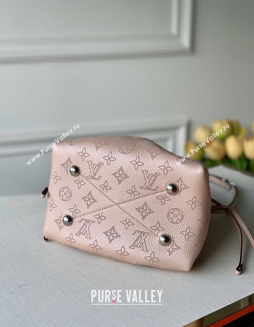Louis Vuitton Bella Bucket Bag in Perforated Mahina Calfskin M58792 Pearly Pink 2025 (KI-250121013)