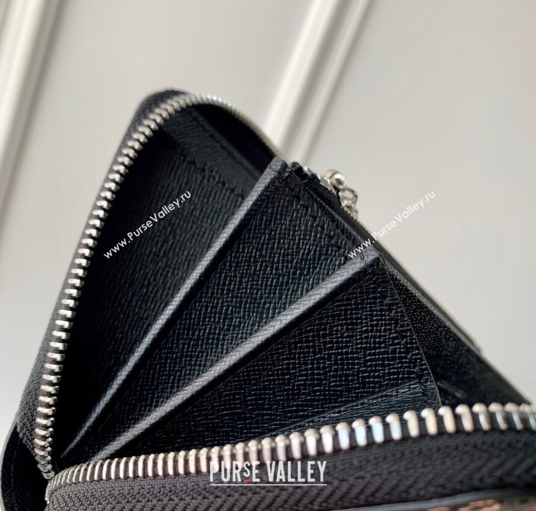 Louis Vuitton LV x TM Zippy Wallet in Monogram Canvas M13992 Multicolored/Black 2025 (KI-250212058)